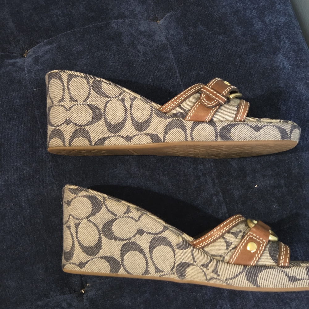 COACH Brown Signature Canvas Slide Sandals - Picture 4 of 7